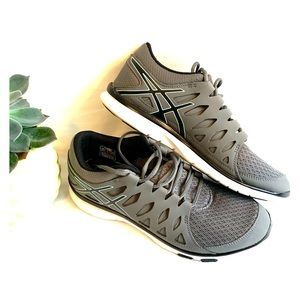 Asics Womens Running Shoes Like New Size 8